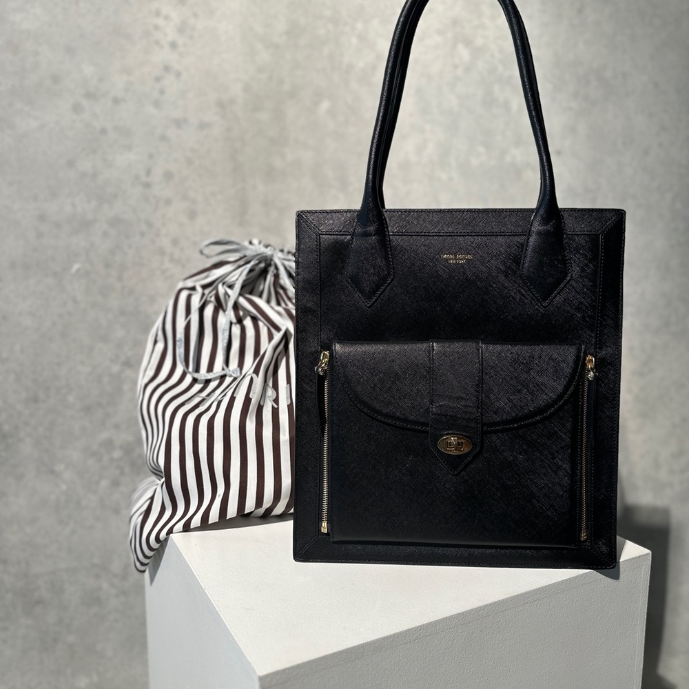 Henri Bendel Purse